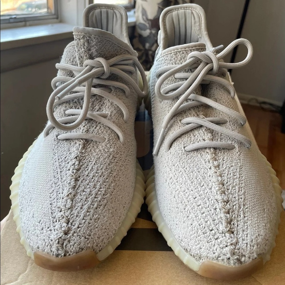 Adidas Yeezy Boost 350 V2